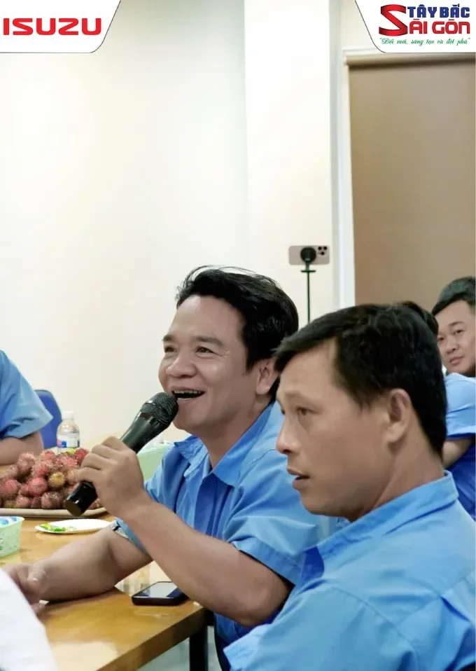 Tài xế San Hà trao đổi, tương tác tại buổi huấn luyện
